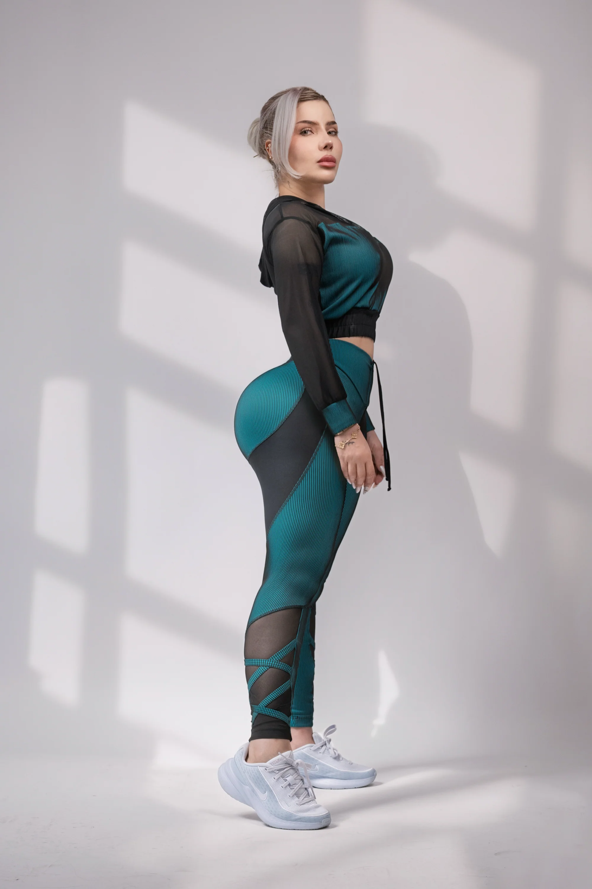 Active set Elite - Image 3