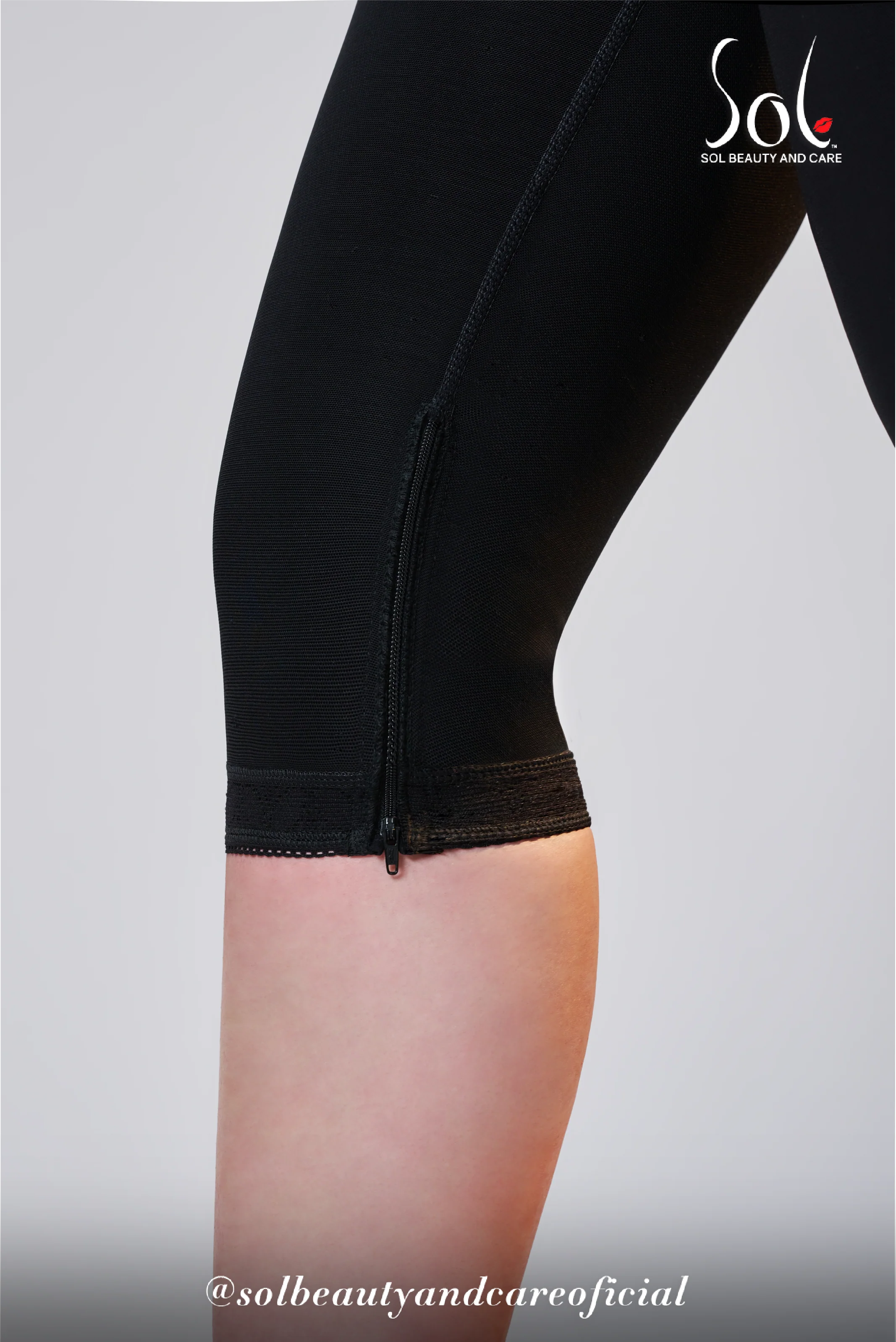 Hourglass Short High Rise Knee length - Image 5