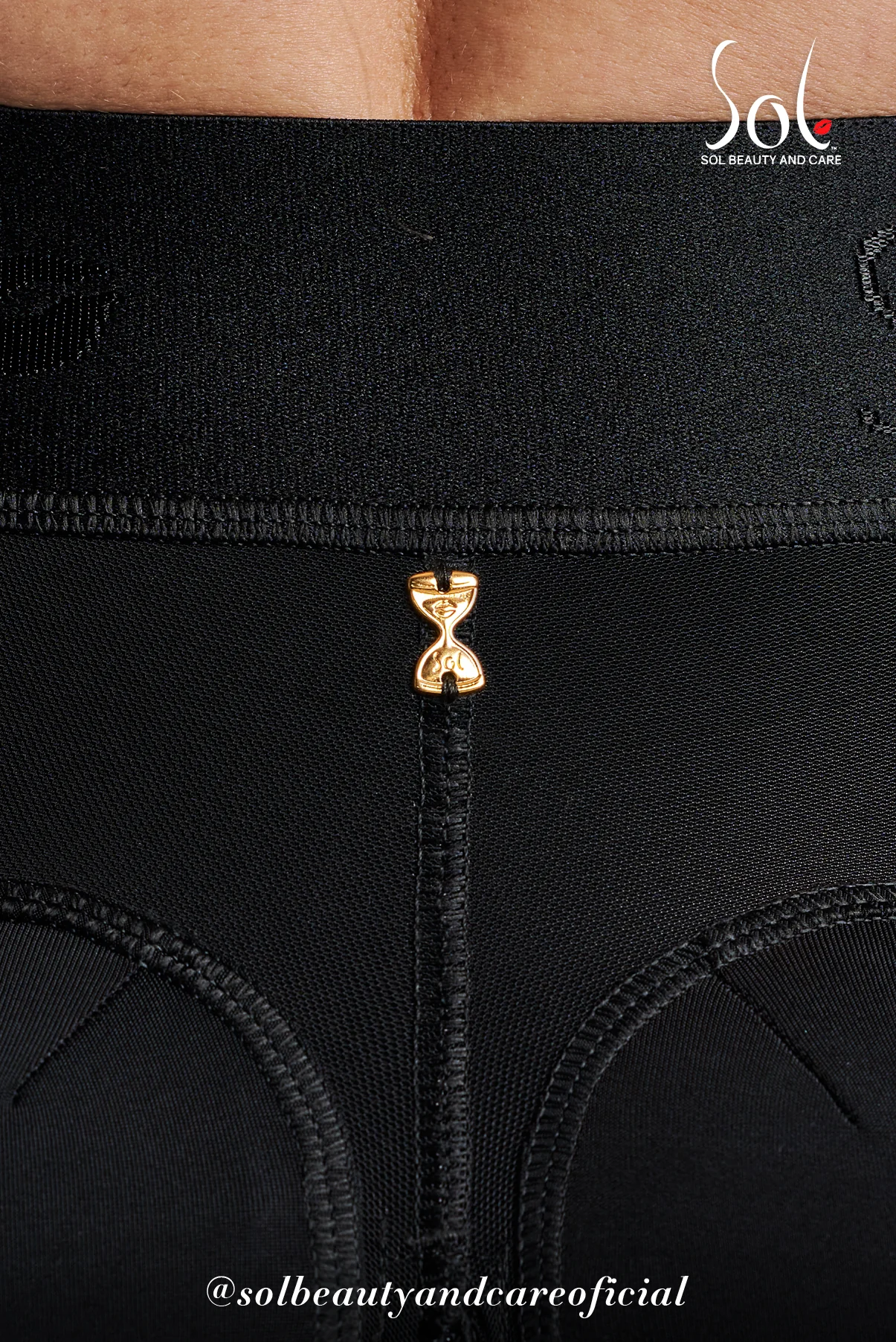 Hourglass Short High Rise Knee length - Image 16