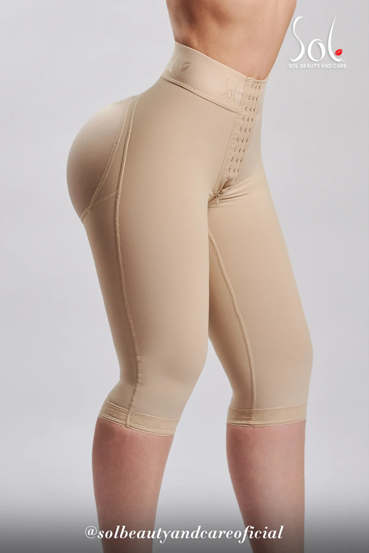 Hourglass Short High Rise Knee length - Image 17